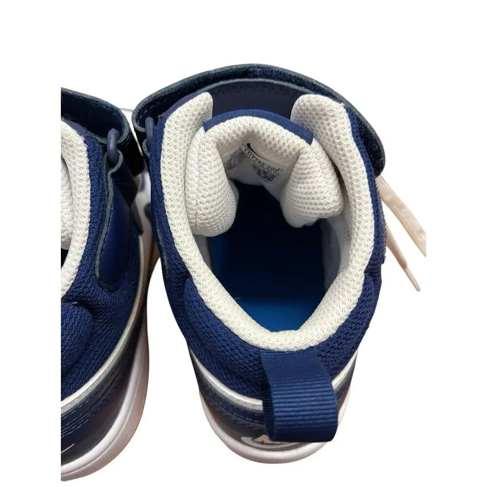 Nike Big Kids' Court Borough Mid 2 Casual Sneakers Size 4Y Blue/White